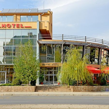 Dream Hotel Sliven Exteriér fotografie
